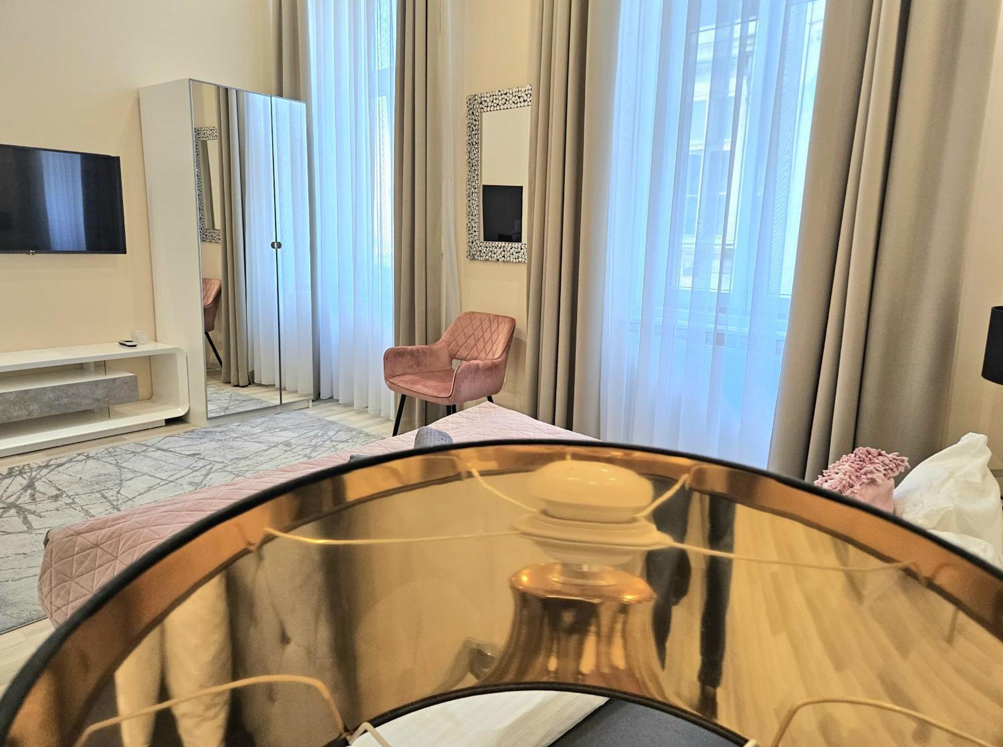 Апартаменты Designer Downtown Gem Будапешт Экстерьер фото